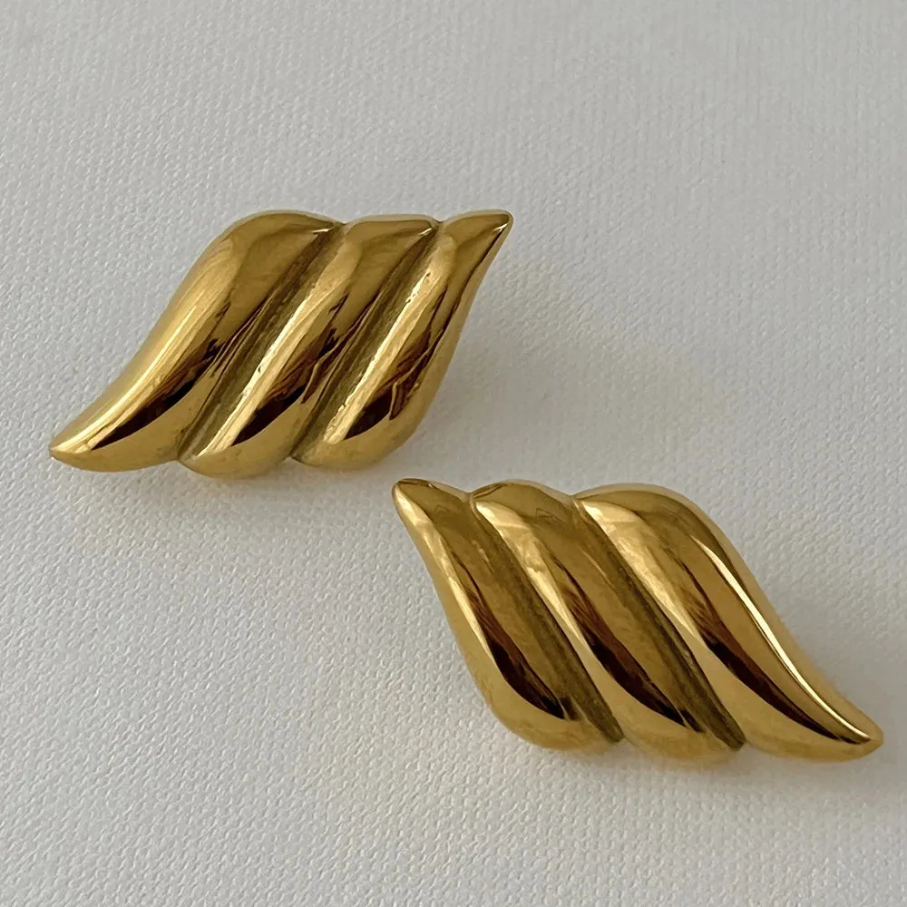 Classic Jewelry Treats  Stud Earrings  (17 Styles)