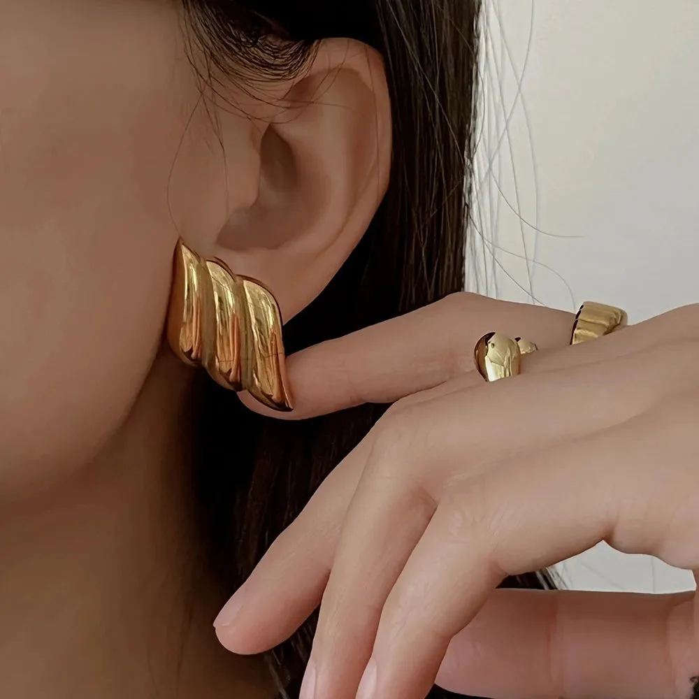 Classic Jewelry Treats  Stud Earrings  (17 Styles)