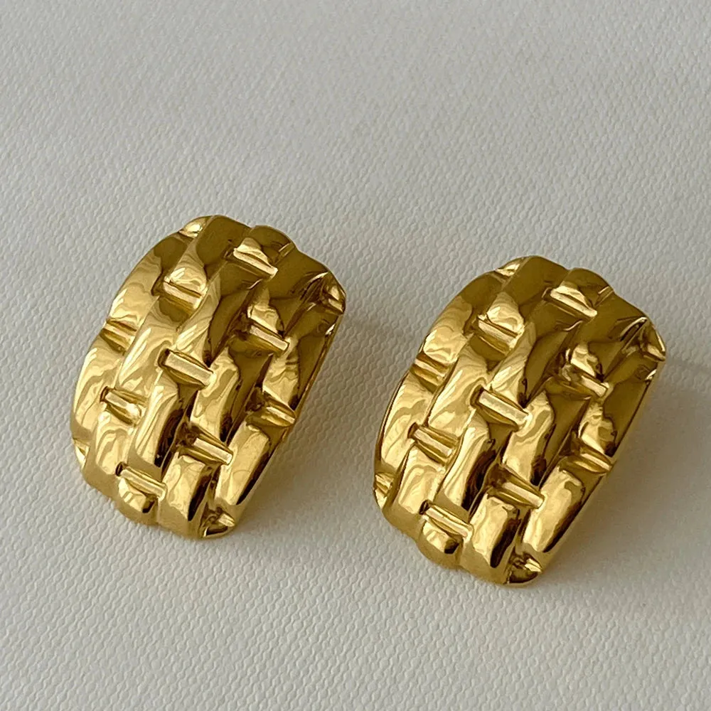 Classic Jewelry Treats  Stud Earrings  (17 Styles)