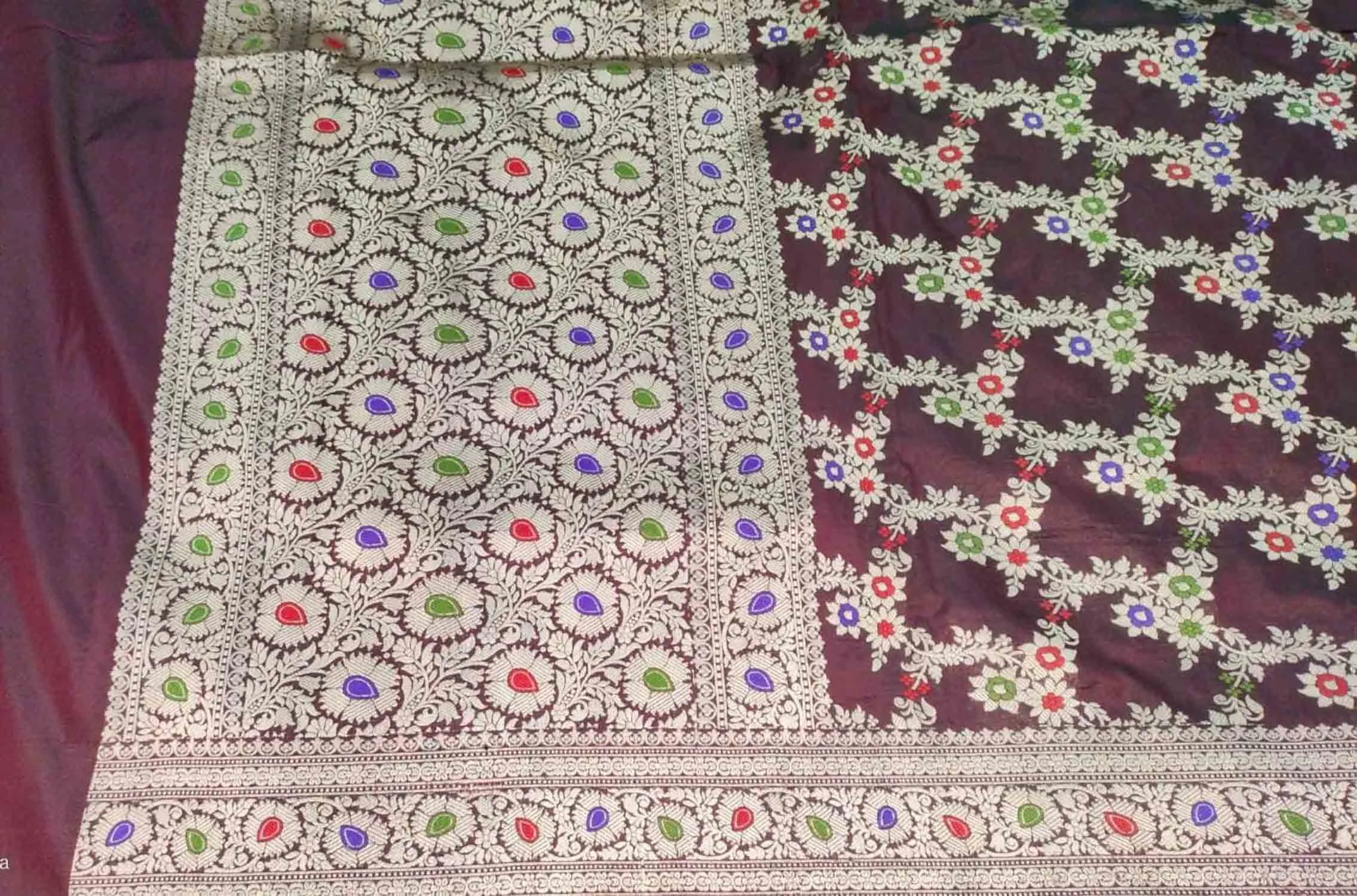 Elegant Maroon Banarasi Silk Dupatta - Handloom Pure Katan