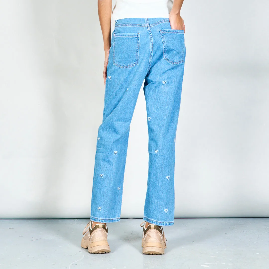 Embroidered bow straight-leg jeans wholesale