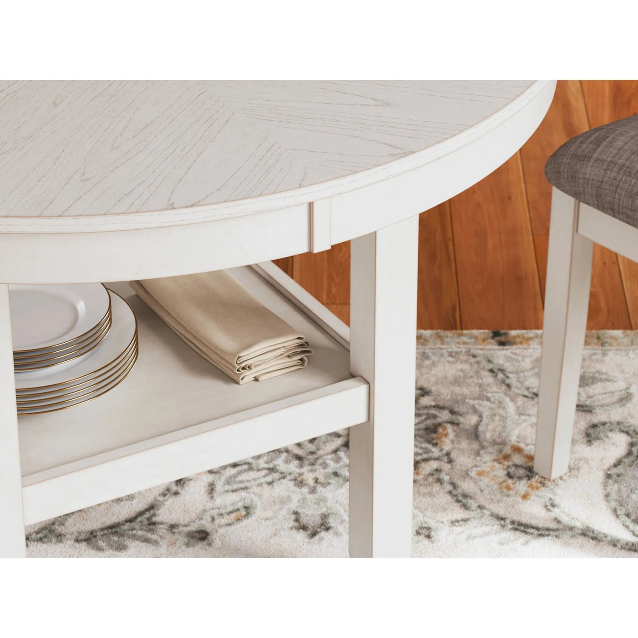 Erinberg Dining Set