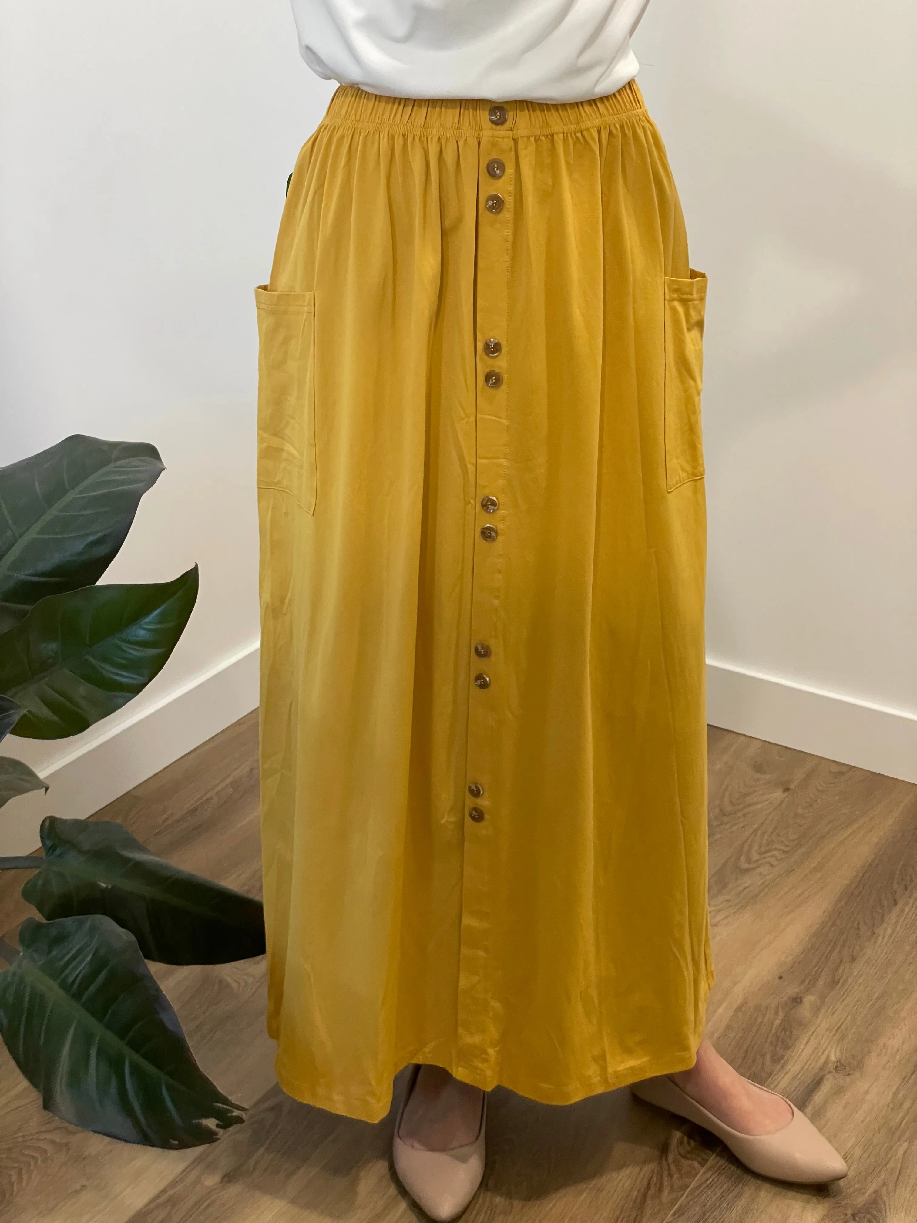 Florence Button Maxi Skirt in Yellow