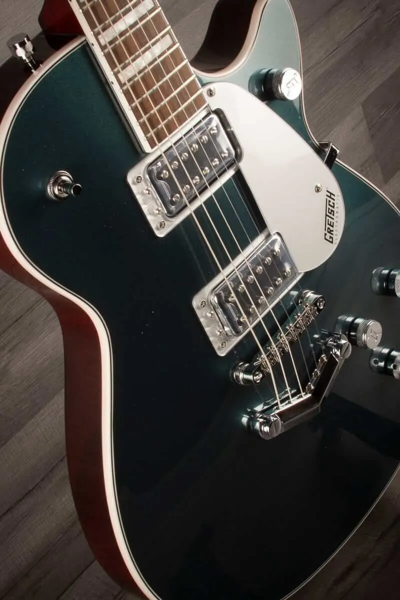 Gretsch G5220 Electromatic® Jet™ BT Electric Guitar - V-Stoptail, Black Walnut Fingerboard, Jade Grey Metallic