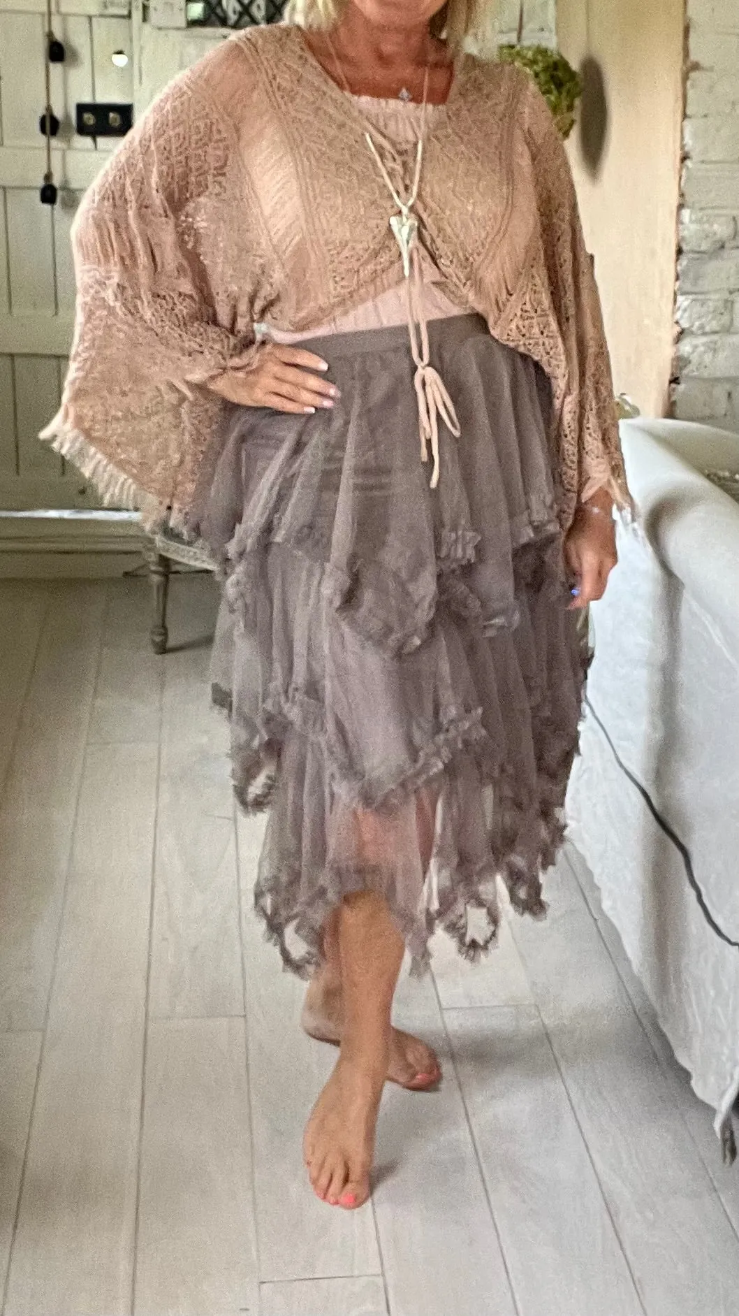 Naples Italian Womans Layered Mesh Tulle Skirt A-Line Tutu Skirt Casual Puffy Maxi Skirts Prom Skirt in Mocha