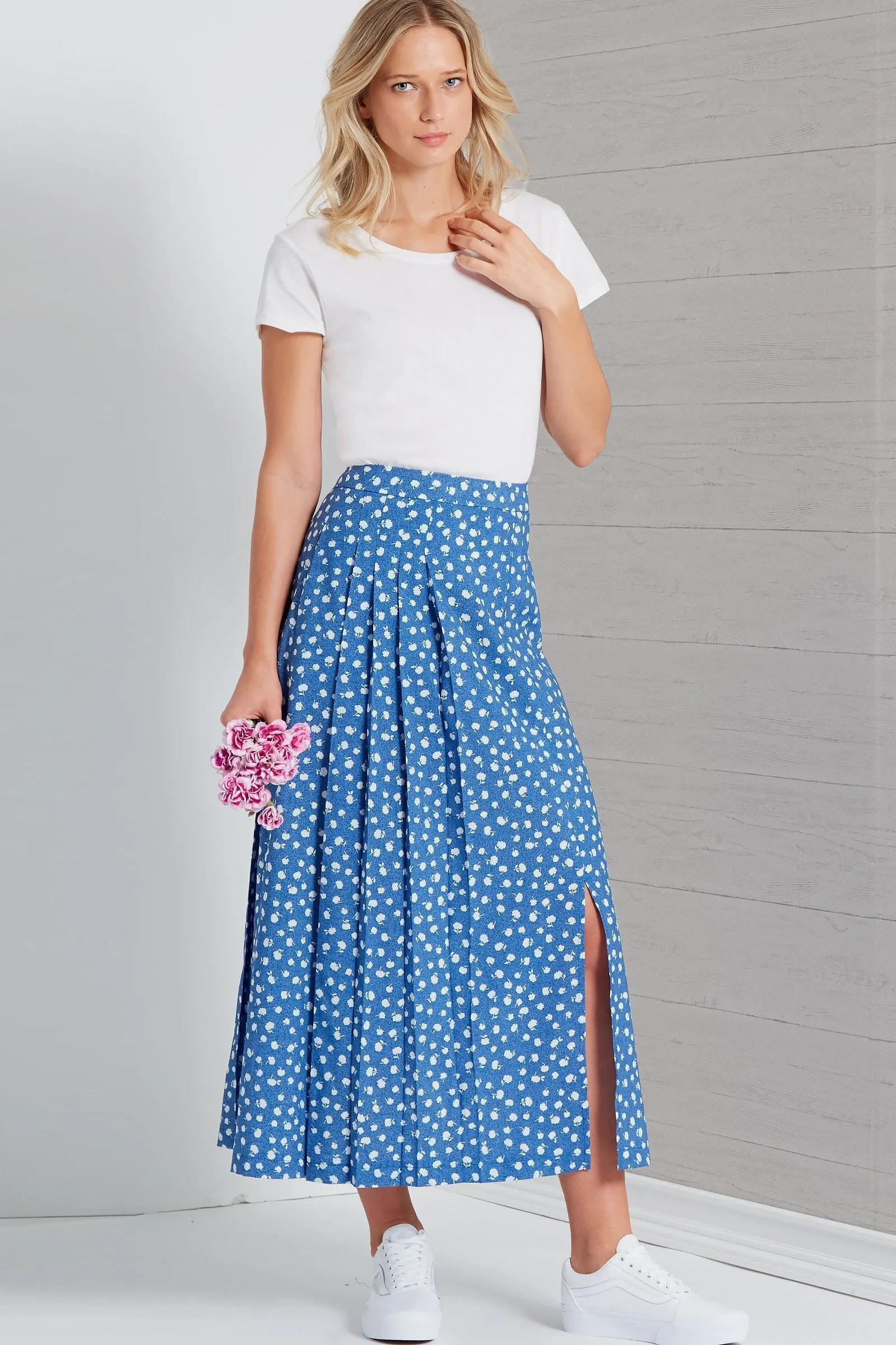 New Look Sewing Pattern 6659  Pleated Skirt