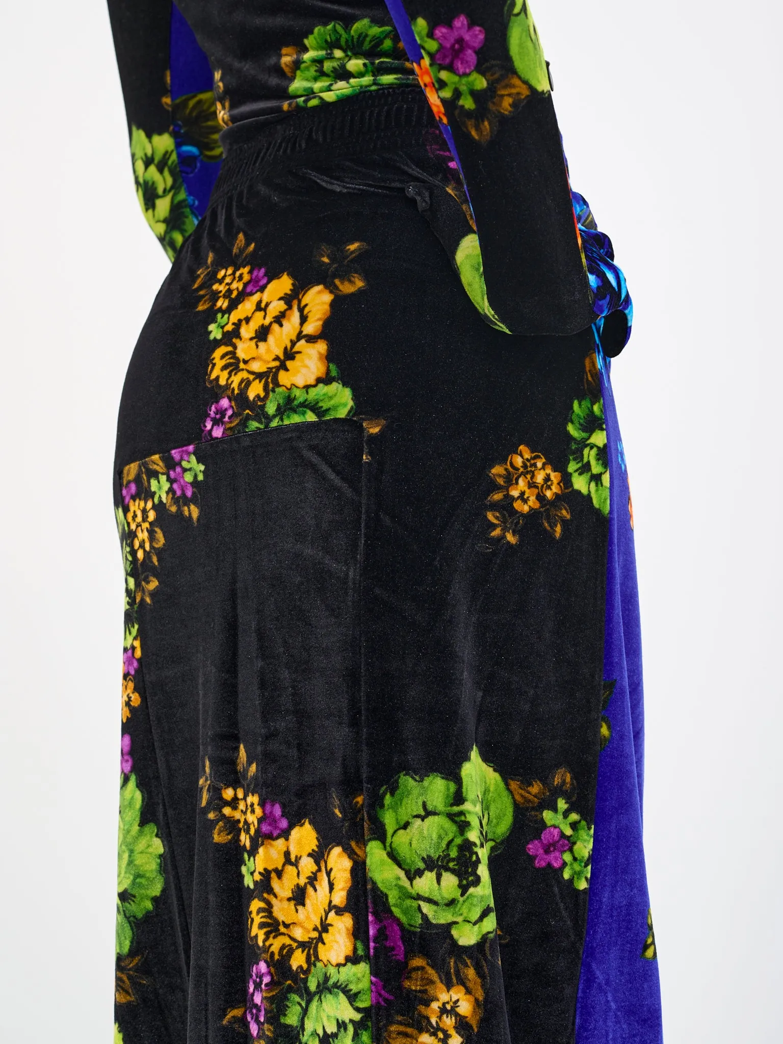 Velvet Floral Skirt (WE54SK140F-4000-FLORAL)